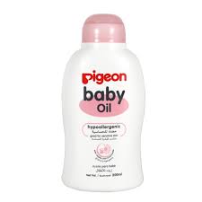 PIGEON BABY OIL 200ML